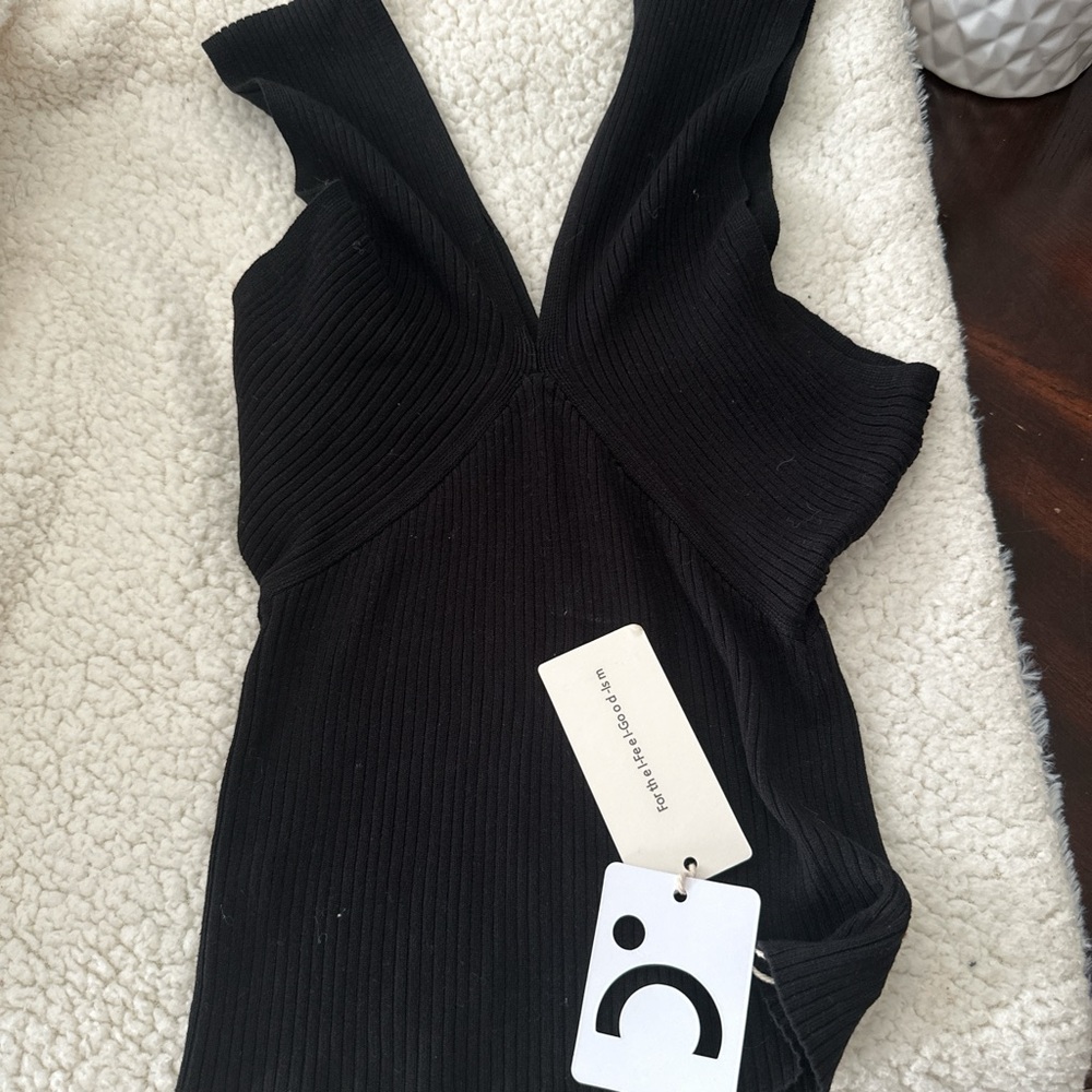 Commense Black Ribbed top - Picture 3 of 4